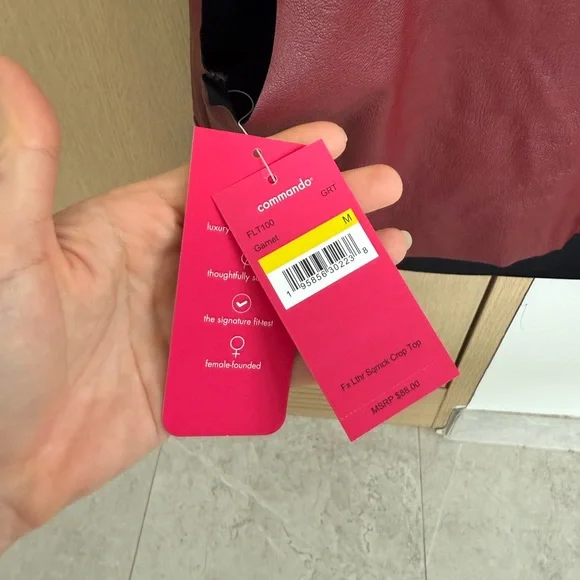 Commando Women's Burgundy Faux Leather Crop Top sz M - Picture 6 of 8